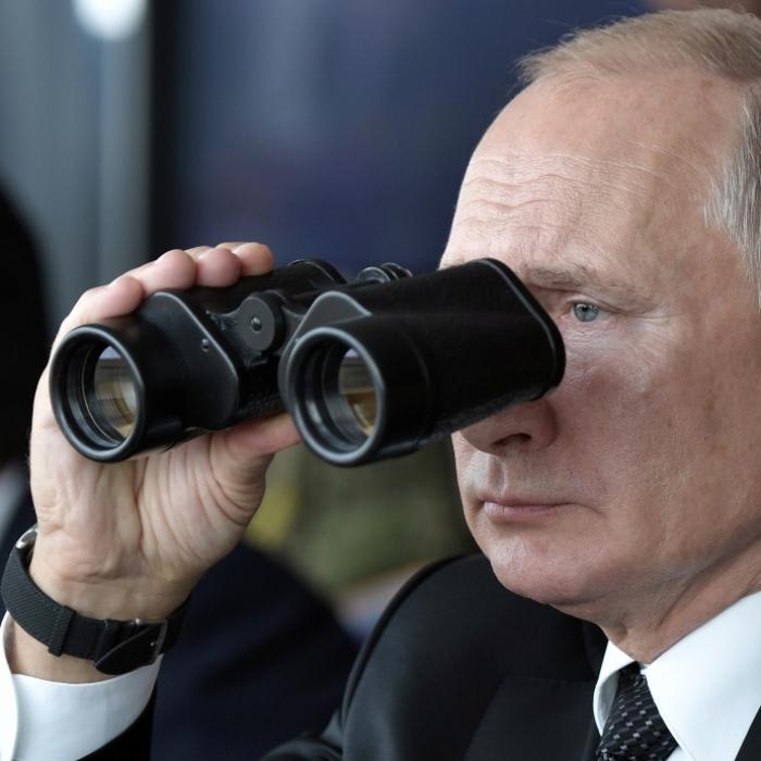 Putin-Soldaten ergreifen die Flucht nach Panzer-Pleite