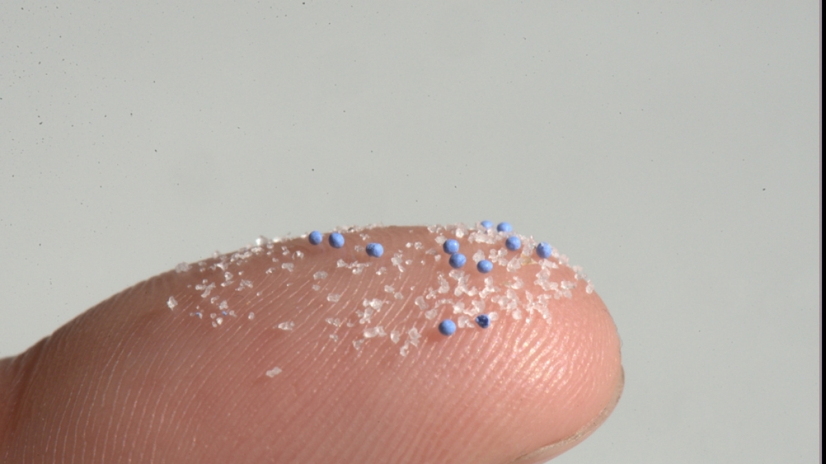 In vielen Kosmetikprodukten ist Mikroplastik enthalten. Doch das hat fatale Folgen. (Foto)