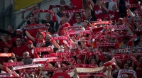Die Fans des 1. FC Union Berlin unterstützen ihren Verein. (Symbolbild)