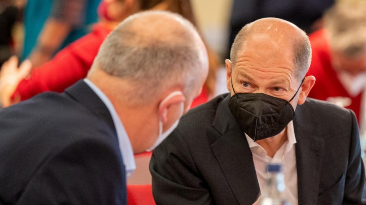 Olaf Scholz legte mit seinen Ampel-Koalition&auml;ren eine Nachtschicht ein. (Foto)