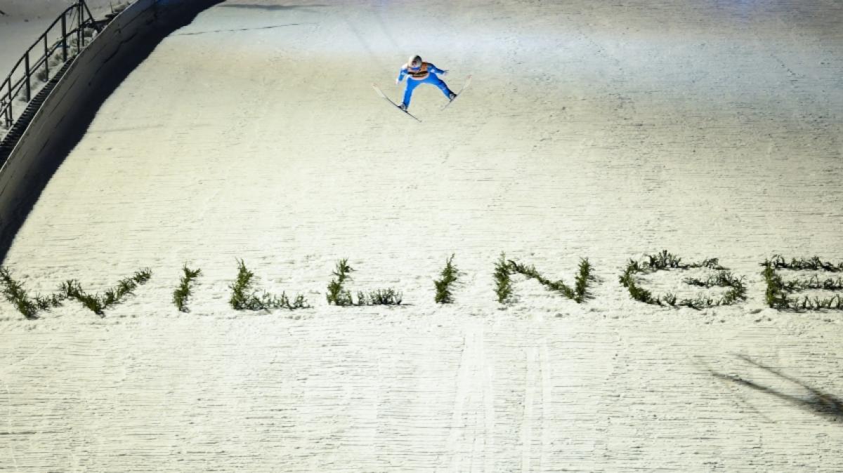 Wer holt sich beim Skisprung-Weltcup 2021/22 in Willingen beim Mixed-Team- und Einzelspringen der Herren und Damen den Sieg? (Foto)