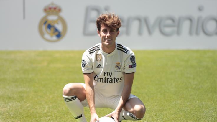 Der FC Bayern München sichert sich den Spanier Álvaro Odriozola.