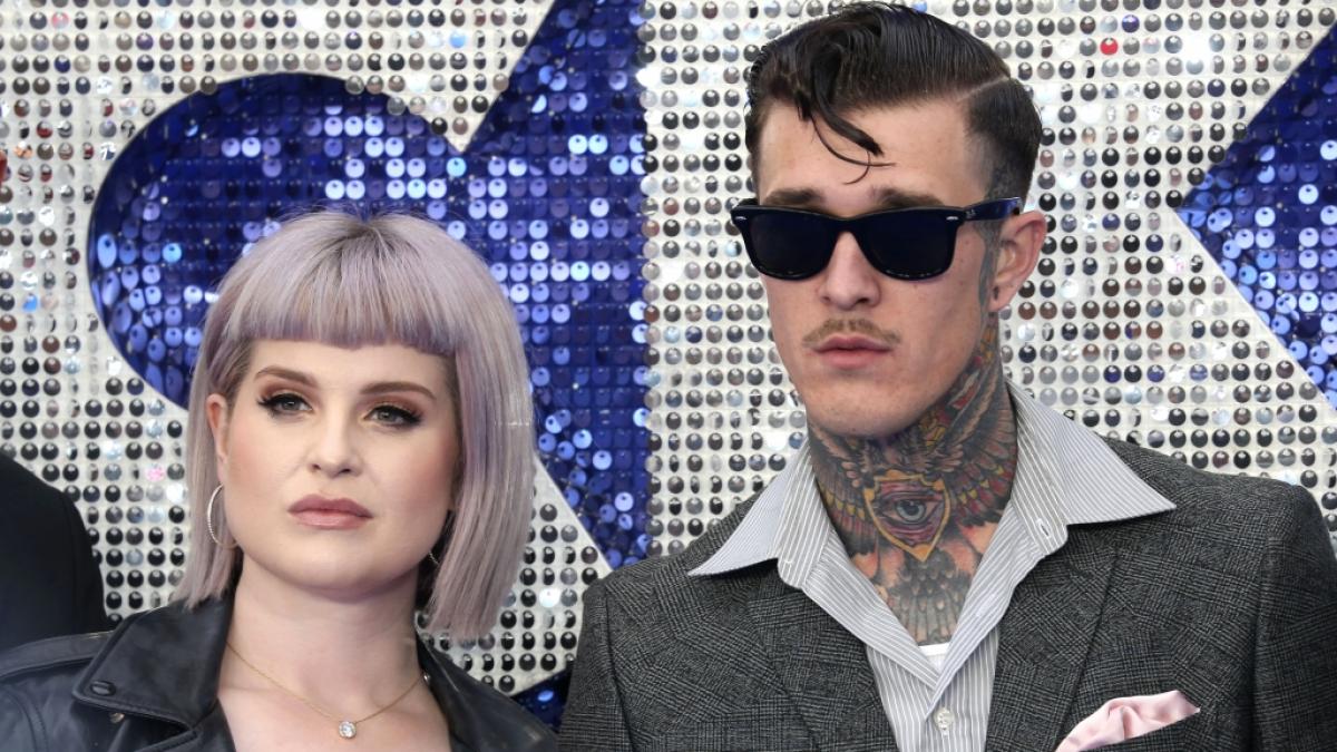 Kelly Osbourne mit Jimmy Q 2019. Die S&auml;ngerin beichtete ihren Fans nun einen Drogenr&uuml;ckfall. (Foto)