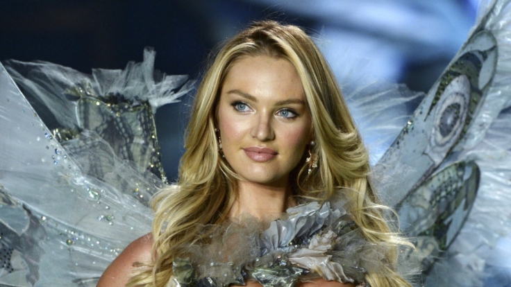 Candice Swanepoel lässt die Fans nicht von der Leine.