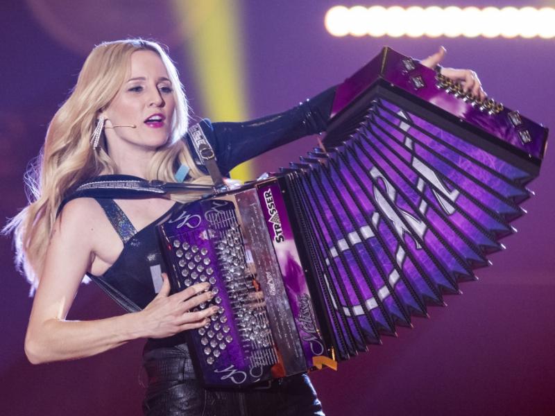 Melissa Naschenweng: "Traumfrau in Traumgegend" - Schlagersängerin bezaubert Fans mit neuen Fotos