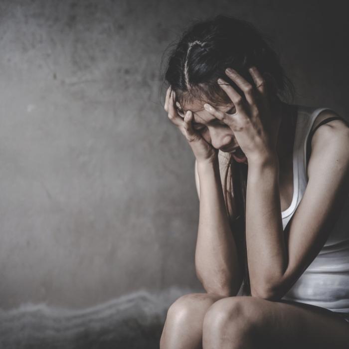 Mann vergewaltigt Mädchen (7) und sticht ihm die Augen aus