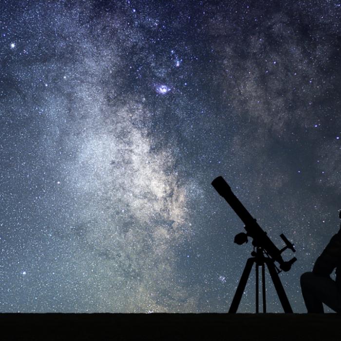 Planeten-Finsternis und Frostmond kommen