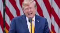 Donald Trump erklärt den Iran auf Truth Social für tot, während das Pentagon intern mit einem ganz anderen Problem kämpft.