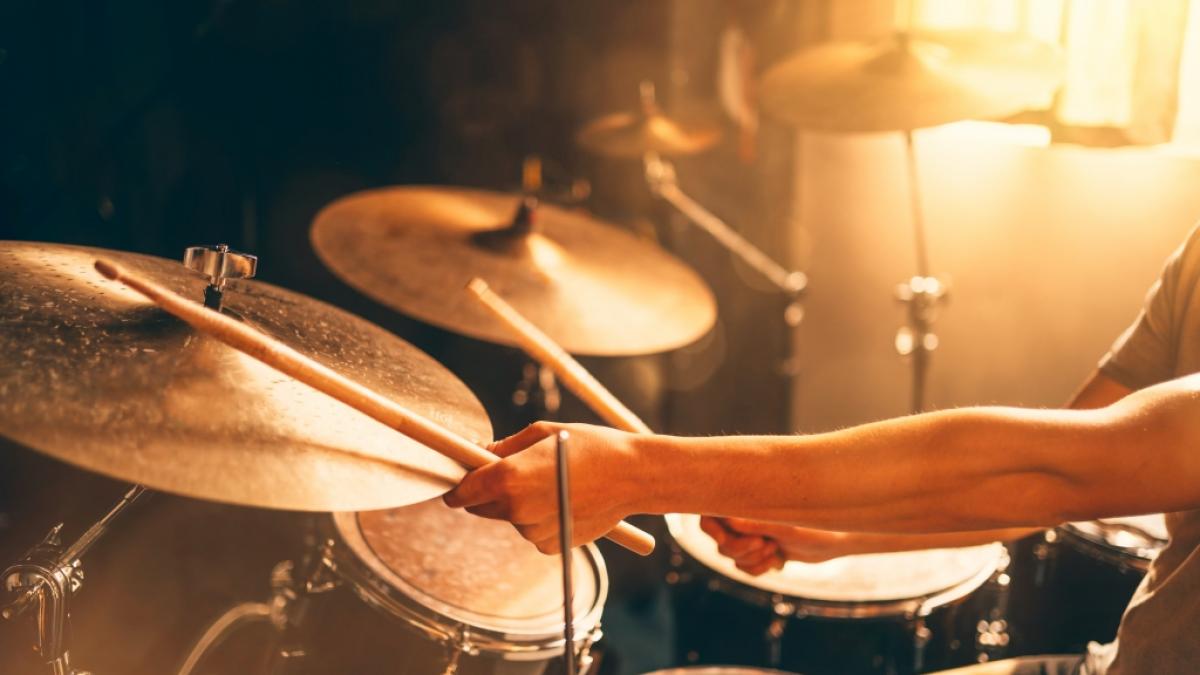 Die Musikwelt trauert um den ehemaligen Siouxsie and the Banshees-Drummer Kenny Morris. (Foto)