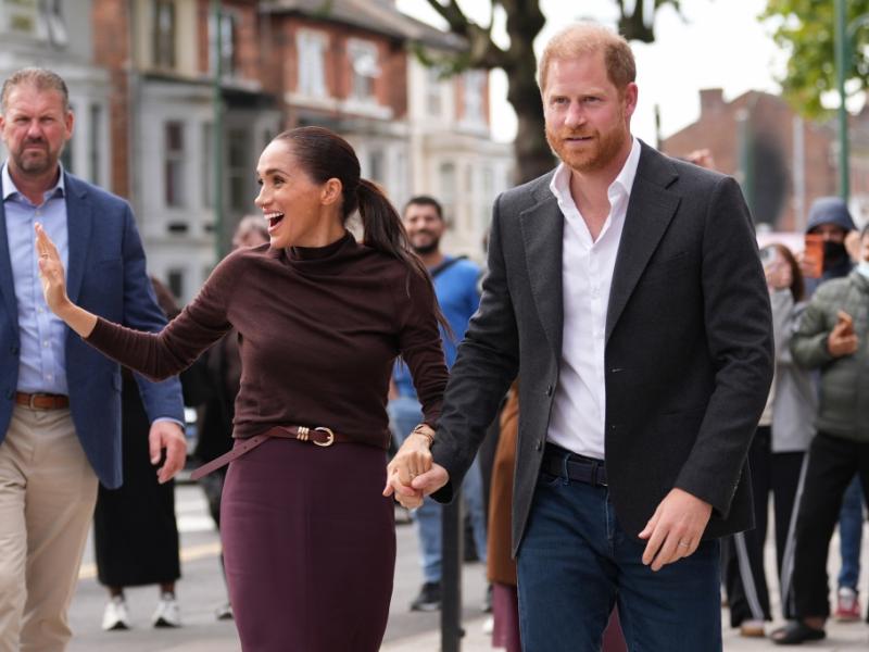 Meghan Markle wählt die Trennung: "Die Entscheidung fiel mir leicht" - dafür lässt die Herzogin Prinz Harry und die Kinder sitzen