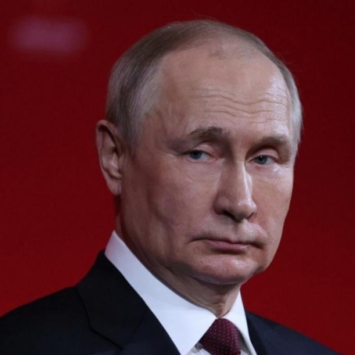 Putins Kriegsplan wackelt / Laura Müllers sündige Nippel-Show / Joe Biden: Mega-Blamage