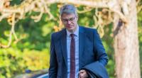 Für Bundesverkehrsminister Patrick Schnieder (CDU) endete die Klausurtagung des Bundeskabinetts im Krankenhaus.