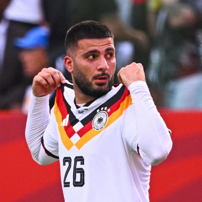 So lebt der deutsche Stürmerstar heute mit seiner Ehefrau
