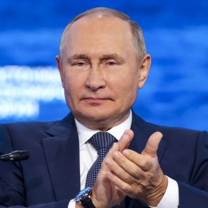 Putin-General droht Berlin mit Atomschlag / Selfie-Eklat bei Queen-Beerdigung / Trump wütet nach Biden-Auftritt