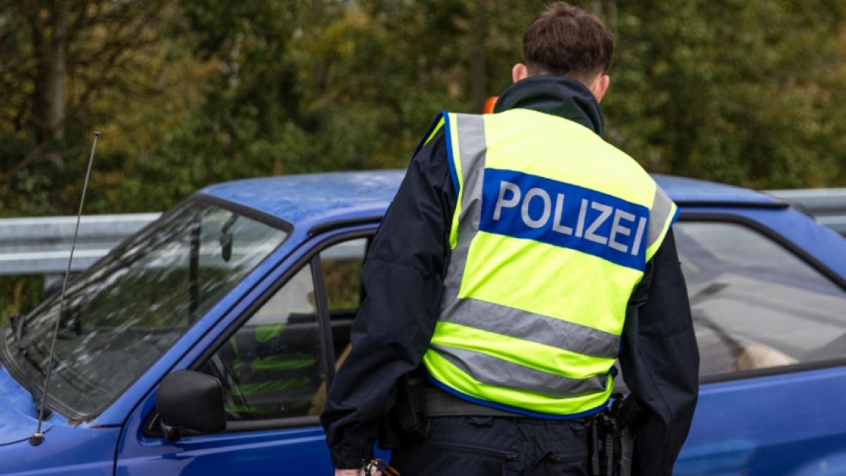 Die Bundespolizei hat bei Grenzkontrollen innerhalb eines Monats mehr als 11.000 unerlaubte Einreise festgestellt. (Foto)