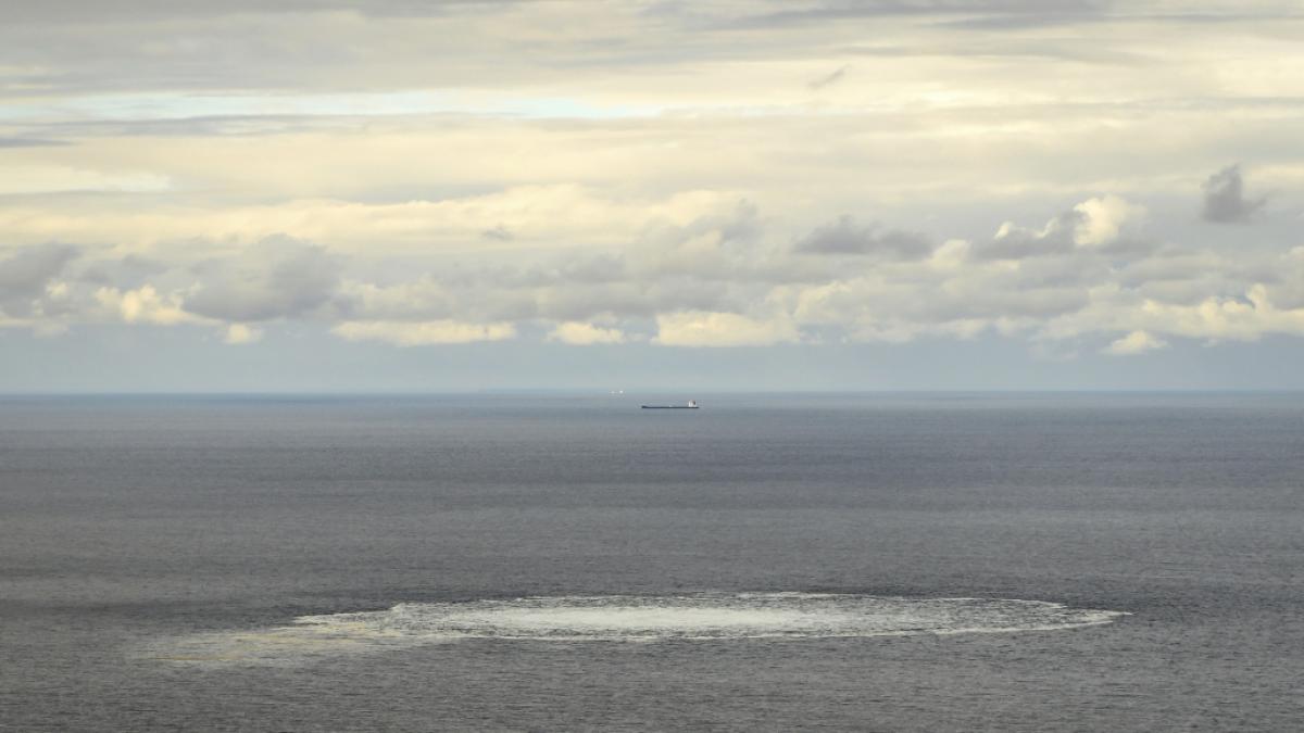 Die Untersuchungen der mutma&szlig;lichen Sabotage der Nord-Stream-Pipelines dauern an. Aufnahmen zeigen nun erstmals das Ausma&szlig; der Pipeline-Zerst&ouml;rung. (Foto)