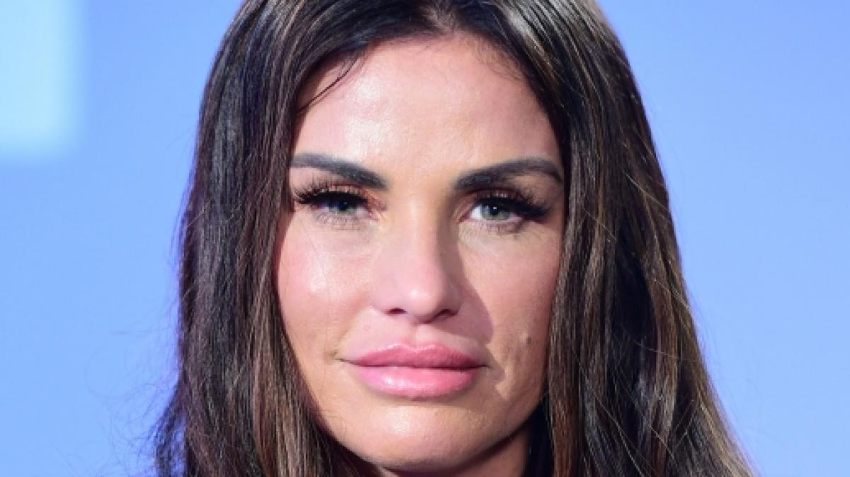 Das britische Glamour-Model Katie Price ist in S&uuml;dafrika &uuml;berfallen, ausgeraubt und vergewaltigt worden - nun offenbart die 44-J&auml;hrige ihr Schicksal in einer TV-Doku. (Foto)