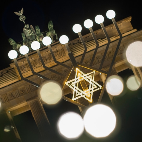 DAS hat es mit dem jüdischen Lichterfest auf sich