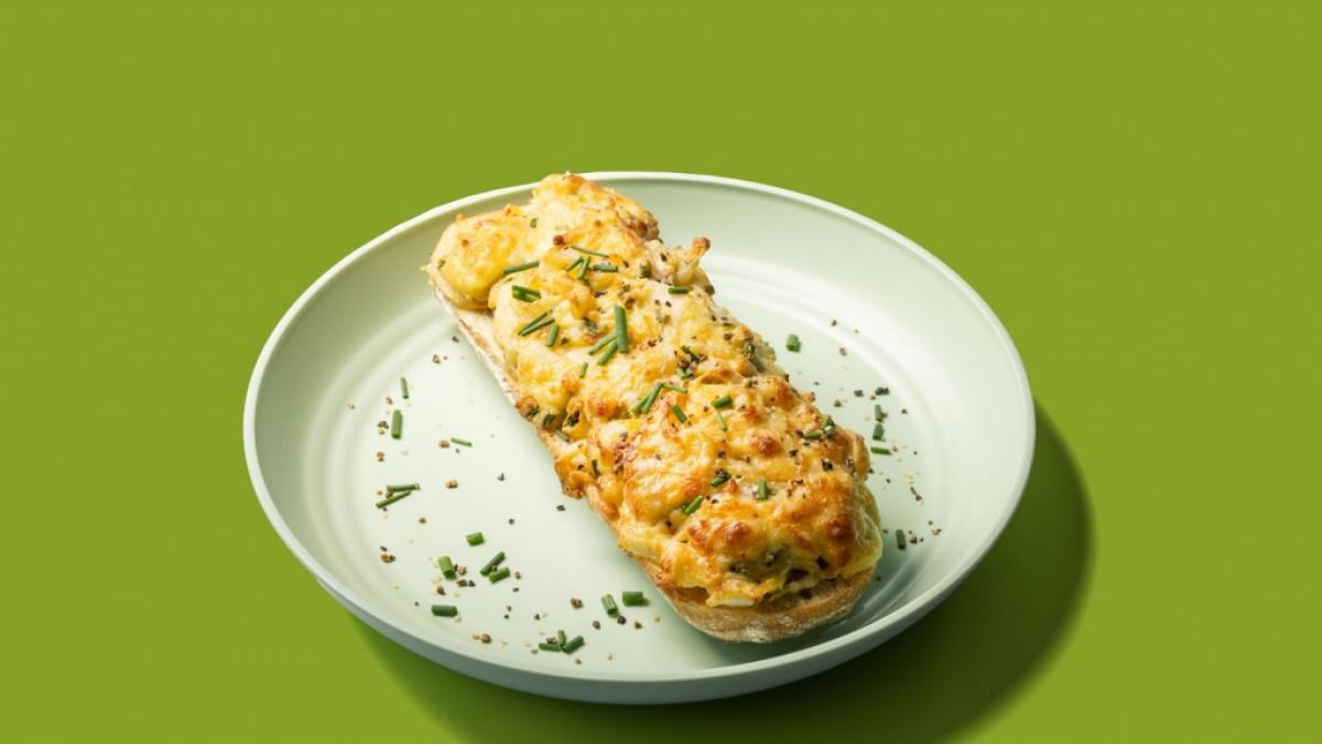 Zwiebelkuchen-Baguette aus der Hei&szlig;luftfritteuse (Foto)