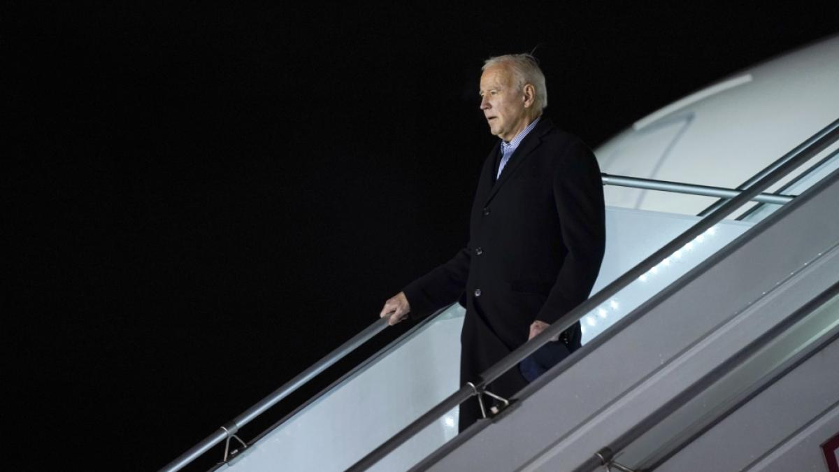 US-Pr&auml;sident Joe Biden steigt im Februar 2023 in Warschau aus der Air Force One. (Foto)