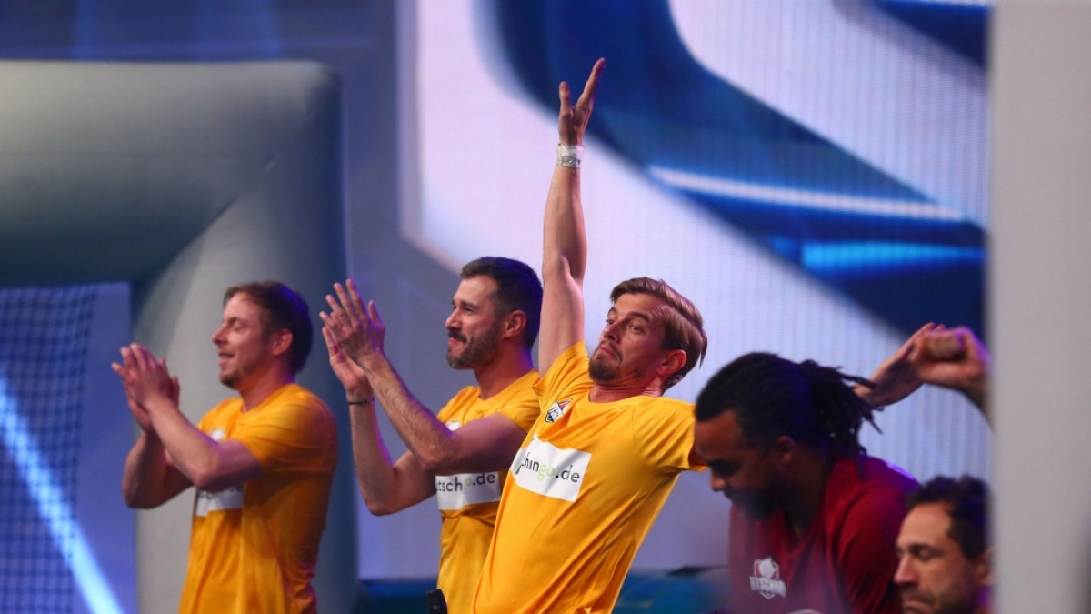 Hier ging es Jochen Schropp (2.v.l.) noch gut. (Foto)