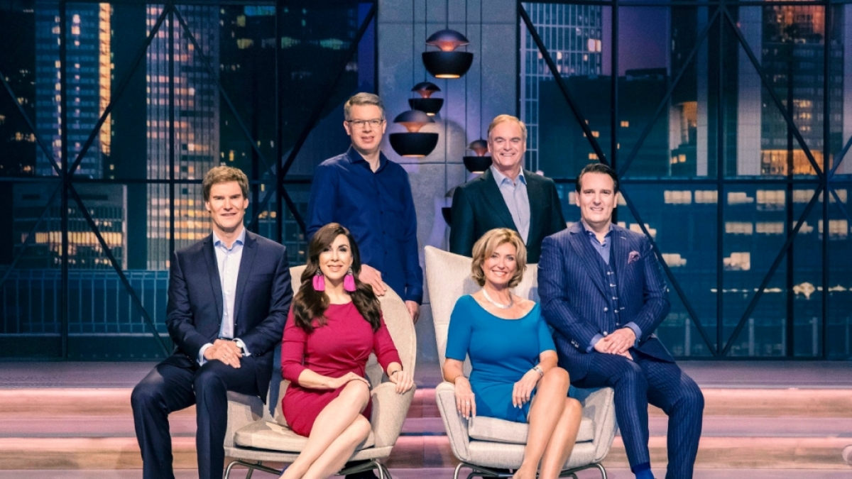 Die Jury von "Die H&ouml;hle der L&ouml;wen" (v.l. Carsten Maschmeyer,&nbsp;Judith Williams, Frank Thelen,&nbsp;Dagmar W&ouml;hrl,&nbsp;Georg Kofler und&nbsp;Ralf D&uuml;mmel). (Foto)