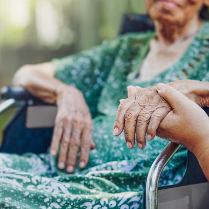 Streit eskaliert! Pflegerin tötet eigene Oma (81) in Seniorenheim