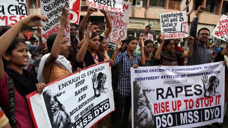 Immer wieder gibt es in Indien Proteste gegen Vergewaltigungen.