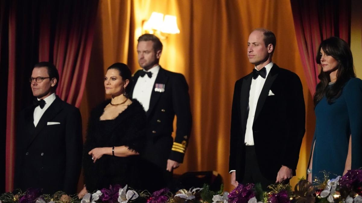 Rob Dixon begleitete Prinz William und Prinzessin Kate wie ein Schatten - auch zum "Royal Variety Performance"-Gala-Abend in der Royal Albert Hall, dem auch Schwedens Kronprinzessin Victoria und Prinz Daniel im November 2023 beiwohnten. (Foto)