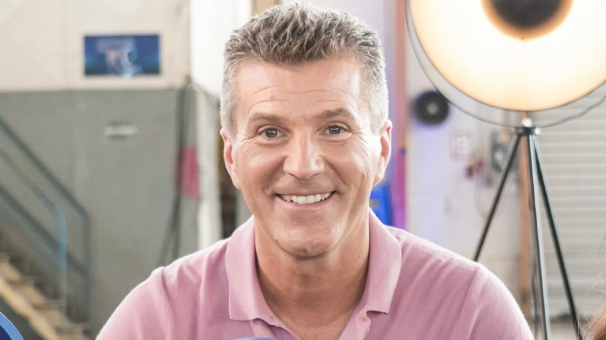 Daniel Weiss ist als Juror bei "Dancing on Ice" zu sehen. (Foto)
