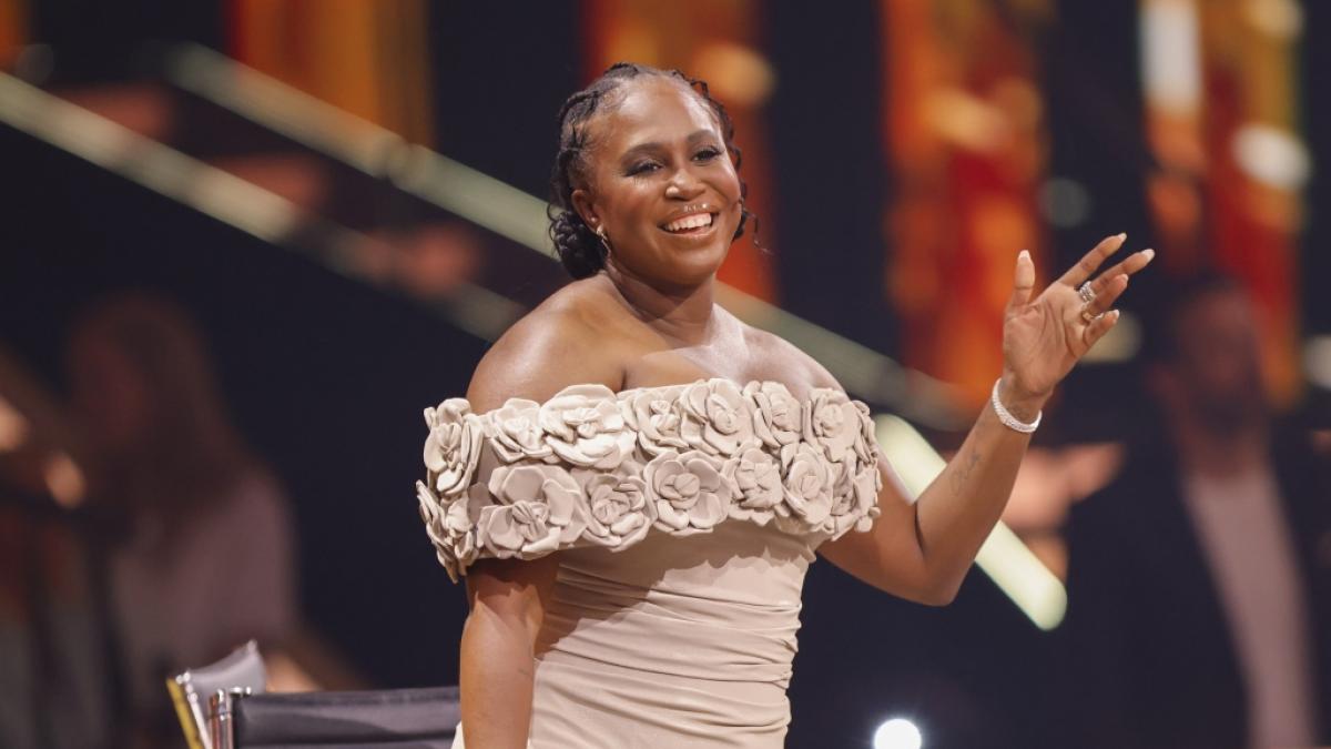 Motsi Mabuse zeigt sich auf Instagram in ihren eigenen Dessous. Frauen will sie zu einem besseren Selbstwertgef&uuml;hl verhelfen. (Foto)