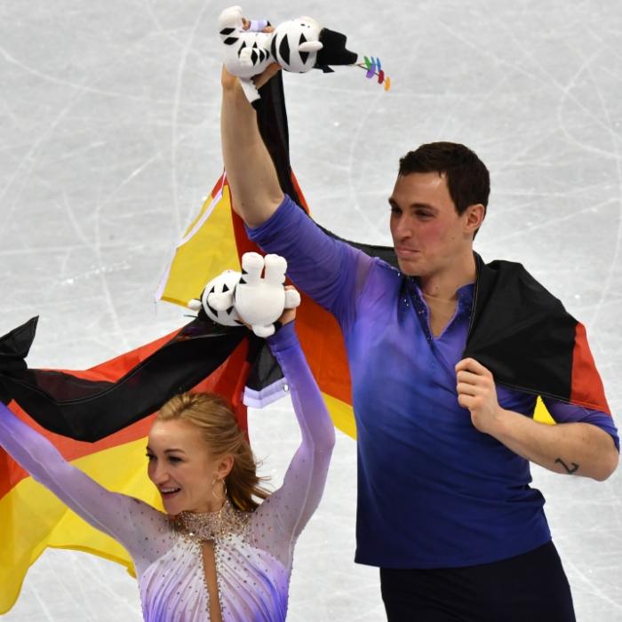 Olympia-Gold für Aljona und Bruno! Und keiner konnte es sehen