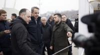 Wolodymyr Selenskyj (re.), Präsident der Ukraine, und Kyriakos Mitsotakis (Mitte), Ministerpräsident von Griechenland, besuchen die südukrainische Hafenstadt Odessa.