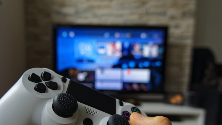 Die neue PlayStation 5 soll vor allem kompakter und leistungsstärker werden.