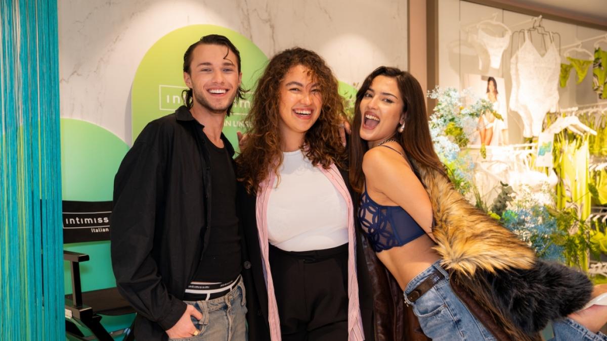 GNTM-Kandidatin Grace (ganz rechts im Bild) beim Launch der neuen "Germany's Next Topmodel"-Kampagne f&uuml;r Intimissimi. (Foto)