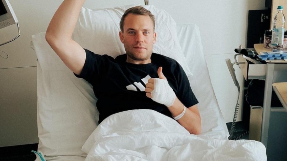 Manuel Neuer hat sich bei einem Ski-Ausflug verletzt. (Foto)