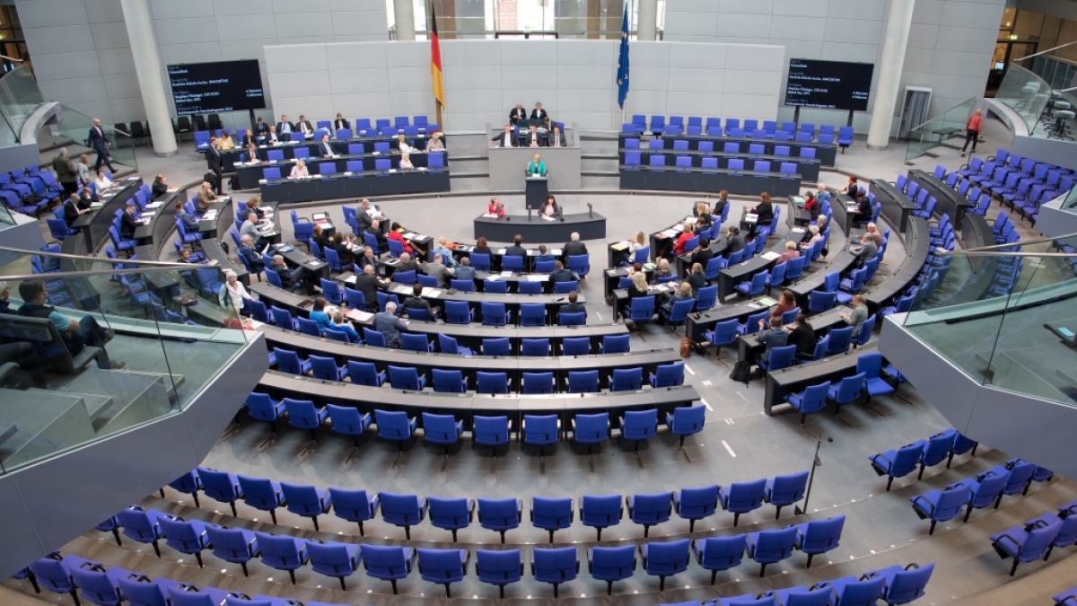 Welche Partei fehlt am meisten bei Abstimmungen im Bundestag? (Foto)