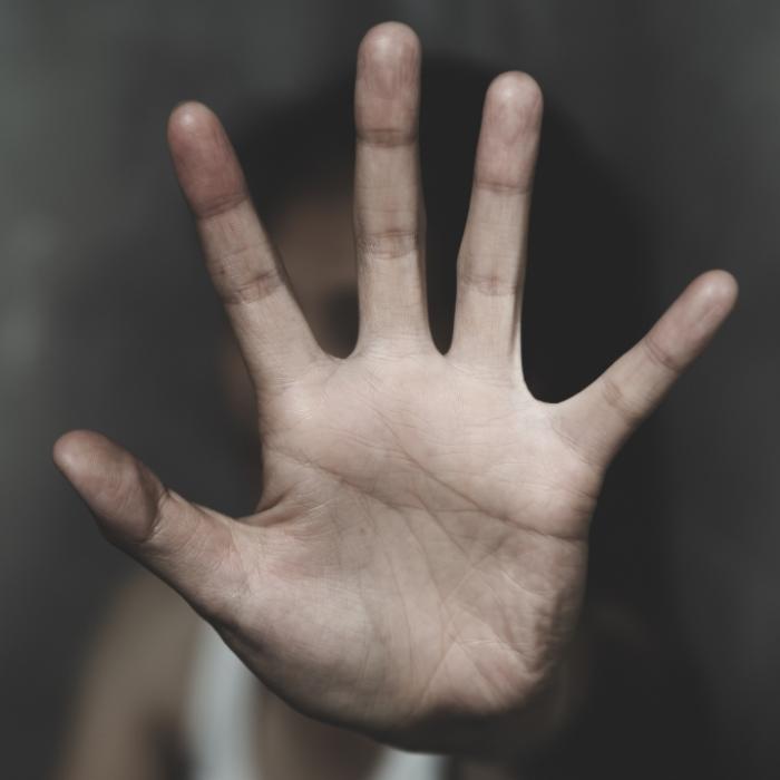 Frau (19) vergewaltigt - 5 Teenager festgenommen