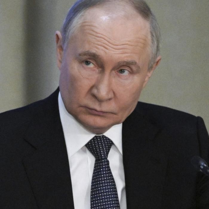 Direkt vor der Putin-Haustür: Russen-Fabrik geht in Flammen auf