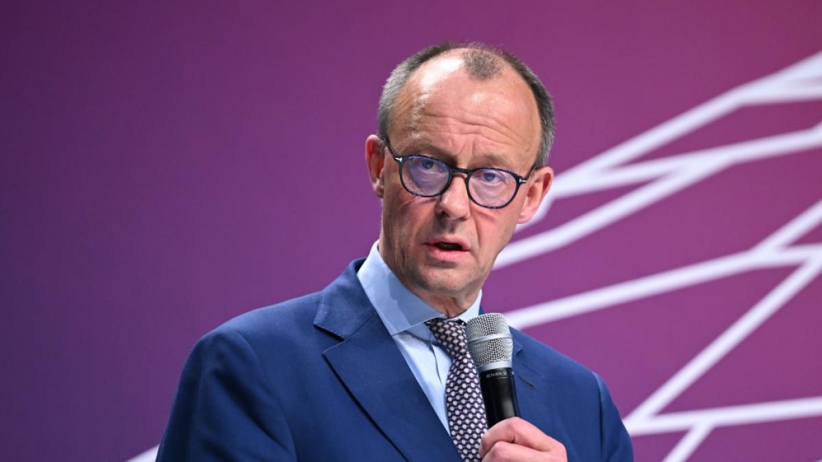 Friedrich Merz sorgte mit seinen Ostergr&uuml;&szlig;en in den sozialen Netzwerken f&uuml;r Entsetzen. (Foto)