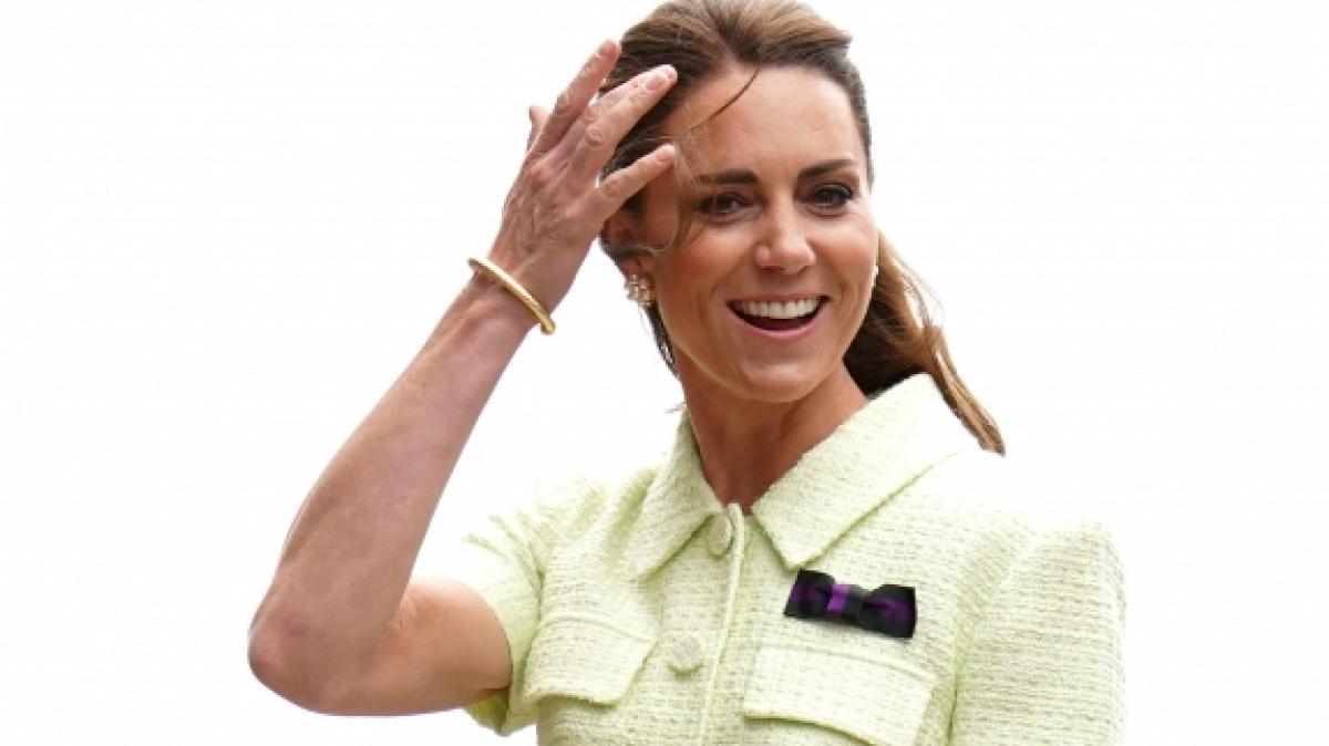 Prinzessin Kate schwingt sich wieder in den Sattel: Nach dem Ende ihrer Chemotherapie hat die Prinzessin von Wales ihren ersten Termin im Namen der Krone absolviert. (Foto)