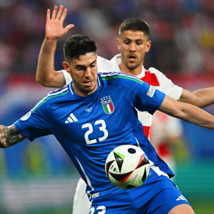 Dank Tor in letzter Sekunde - Italien folgt den Spaniern ins Achtelfinale