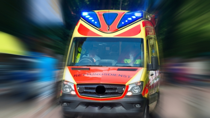 In Münster starb eine 31 Jahre alte Frau bei einem Verkehrsunfall. (Symbolbild)