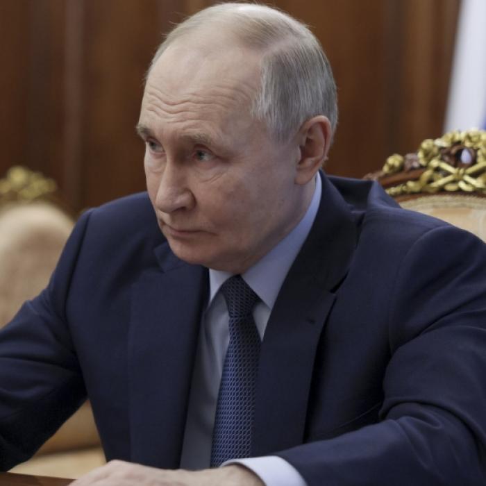 Neuer Putin-Angriffsplan - Kreml steckt Soldaten in Konzentrationslager