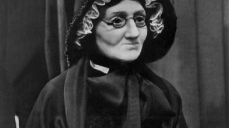 Dieser Dame ist es zu verdanken, dass jeder Promi insgeheim den Wunsch hegt, als Wachsfigur verewigt zu werden: Marie Tussaud wäre in diesem Jahr 255 Jahre alt geworden.