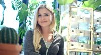 Influencerin Sophia Thiel gibt nur im Bikini einen Reality-Check auf Instagram.