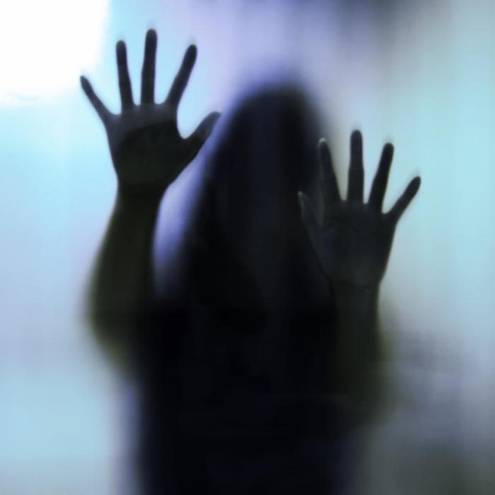 Frau (23) nach Missbrauch mit Benzin übergossen und angezündet - tot!