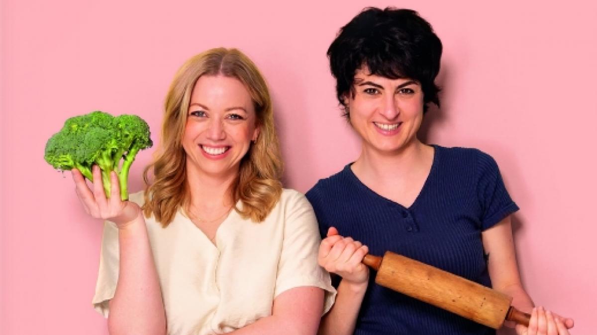 Das erste Kochbuch zur erfolgreichen Fernsehsendung" Schmeckt. Immer." von Zora Klipp und Theresa Knipschild (Foto)