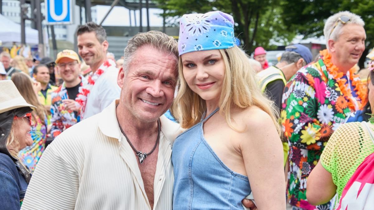 Peter Klein neben seiner Partnerin Yvonne Woelke. Ob der 58-J&auml;hrige tats&auml;chlich als Nachr&uuml;cker in Frage kommt, wird erst bekannt, wenn einer der Kandidaten ausf&auml;llt. (Foto)