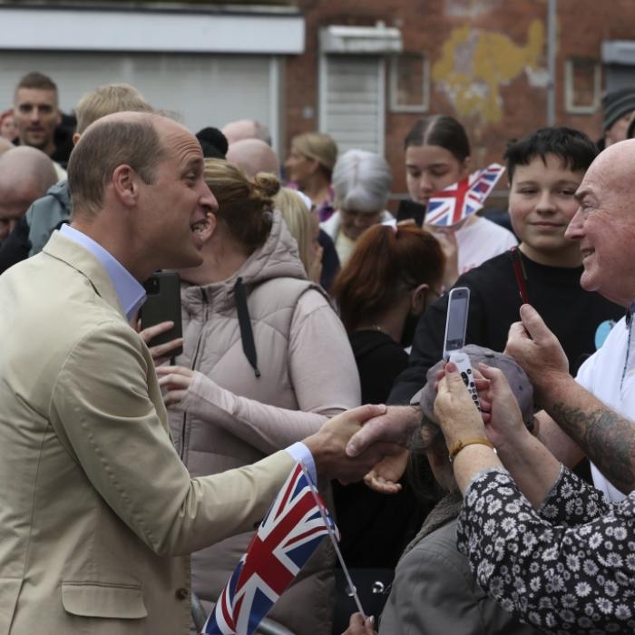 Faust-Schlag für William! Royals-Fan flippt völlig aus
